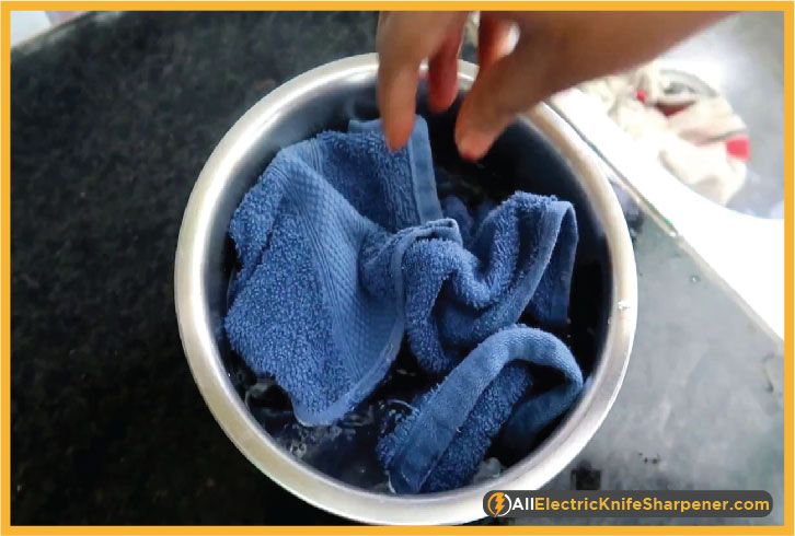 How To Clean Kitchen Towels